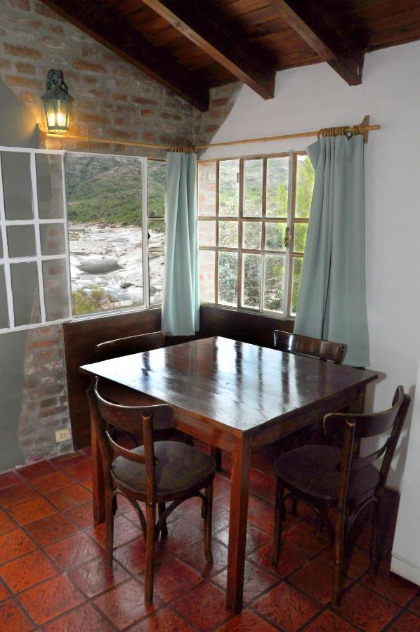 La Toma Complejo De Montana - Cabanas Y Habitaciones En Hosteria Mina Clavero Extérieur photo