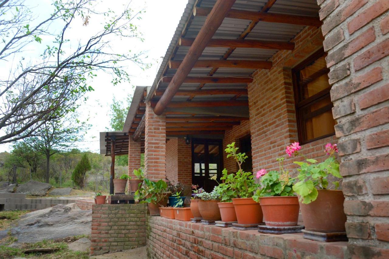 La Toma Complejo De Montana - Cabanas Y Habitaciones En Hosteria Mina Clavero Extérieur photo